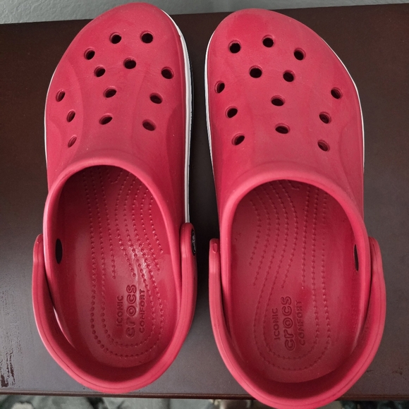 CROCS Red Iconic Comfort with Navy BLUE and White Accents - Picture 1 of 4